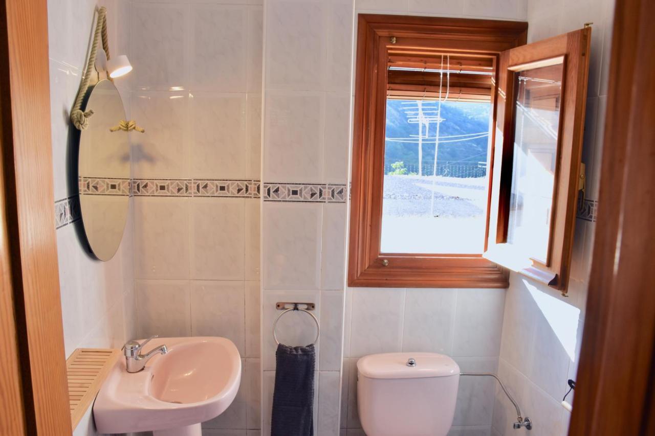 Alojamiento Ruta Del Mulhacen Apartment Pampaneira Ngoại thất bức ảnh