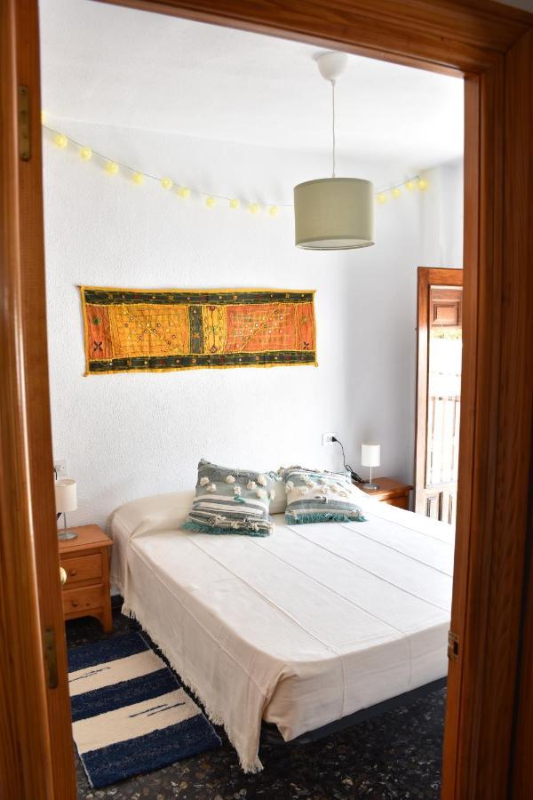 Alojamiento Ruta Del Mulhacen Apartment Pampaneira Ngoại thất bức ảnh
